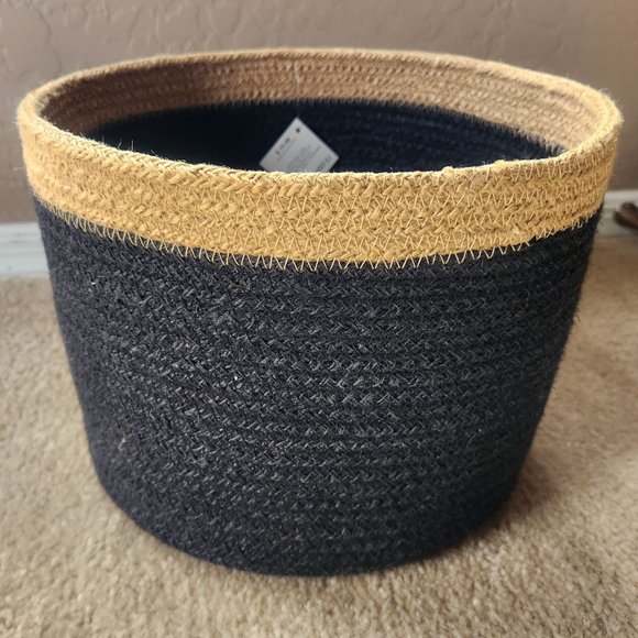 Other - NWT woven basket